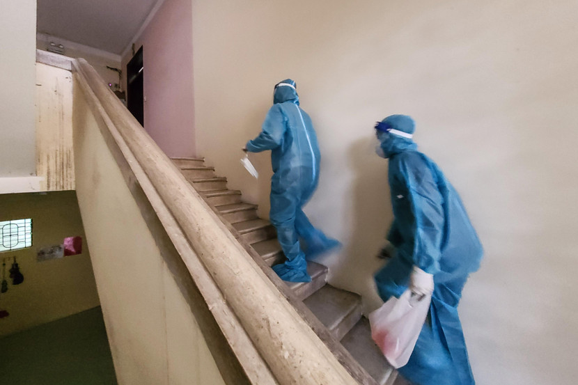 Chủ tịch Hà Nội ra công điện hỏa tốc yêu cầu các đội phòng dịch cơ động trực 24/24/7 trong dịp tết