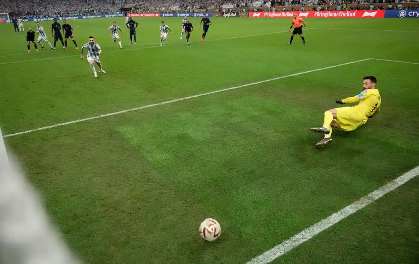 Messi ghi bàn mở tỉ số cho Argentina Messi ghi bàn mở tỉ số cho Argentina