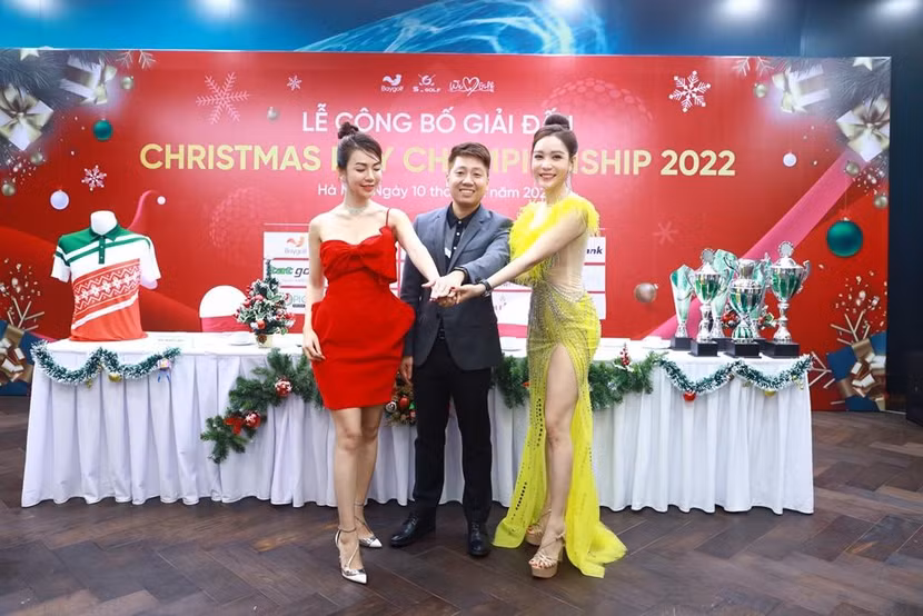 Thành viên Ban quản trị nhóm "Yêu Golf, Mê Swing & Nghiện Du Lịch" đồng lòng vì một giải đấu ý nghĩa dịp Giáng sinh Thành viên Ban quản trị nhóm "Yêu Golf, Mê Swing & Nghiện Du Lịch" đồng lòng vì một giải đấu ý nghĩa dịp Giáng sinh