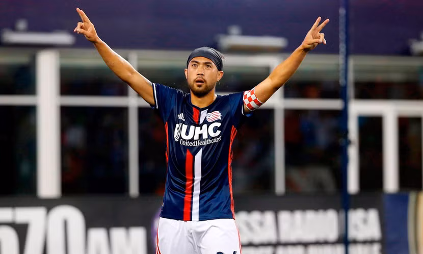 Lee Nguyễn trở lại V-League sau 10 năm