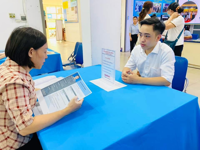 Những doanh nghiệp hoạt động trong lĩnh vực dịch vụ có nhu cầu tuyển dụng lớn dịp cận Tết