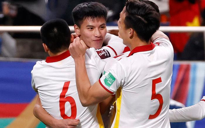 Hậu vệ Thanh Bình không ra sân khi U23 Việt Nam gặp U20 Hàn Quốc Hậu vệ Thanh Bình không ra sân khi U23 Việt Nam gặp U20 Hàn Quốc
