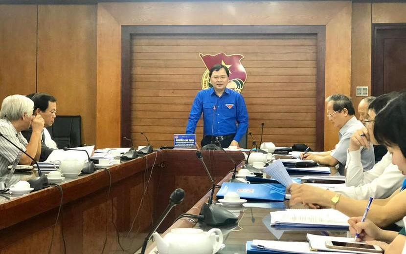 Bí thư thứ nhất Trung ương Đoàn, Chủ tịch Hội LHTN Việt Nam Nguyễn Anh Tuấn phát biểu tại hội nghị