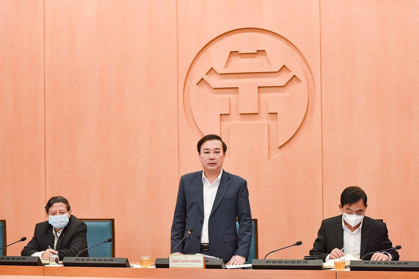Phó Chủ tịch UBND TP Chử Xuân Dũng phát biểu kết luận cuộc họp