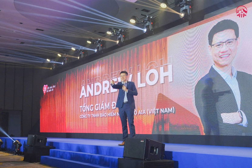 Ông Andrew Loh, Tổng Giám đốc AIA Việt Nam tại lễ ra mắt bộ đôi sản phẩm bảo hiểm mới