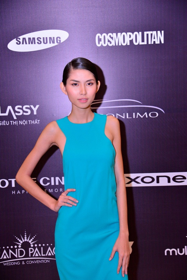 Chân dài Next top hội ngộ trên sàn diễn ảnh 12