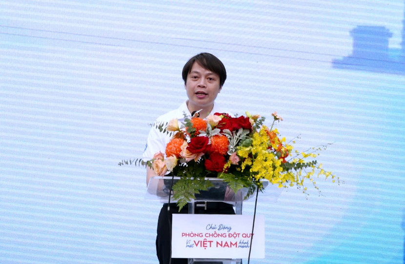 Phó Chủ tịch Thường trực, Tổng Thư ký Hội Thầy thuốc trẻ Việt Nam Nguyễn Hữu Tú