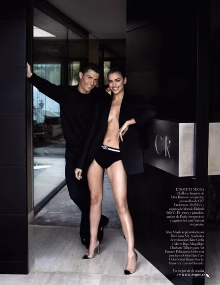 Lộ toàn bộ ảnh nóng của Ronaldo và Irina Shayk trên Vogue ảnh 2