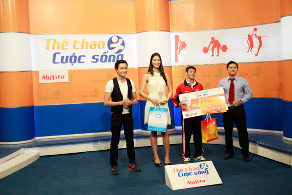 Lương Mạnh Hải kết hợp với Thùy Dung, Khánh Thy ảnh 2