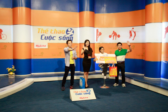 Lương Mạnh Hải kết hợp với Thùy Dung, Khánh Thy ảnh 4