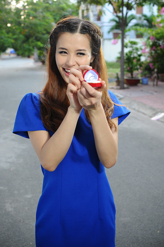 Đông Nhi cầu hôn Ông Cao Thắng bằng nhẫn kim cương ảnh 5