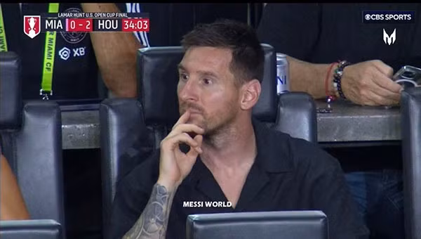 Messi buồn thiu nhìn Inter Miami thua trận