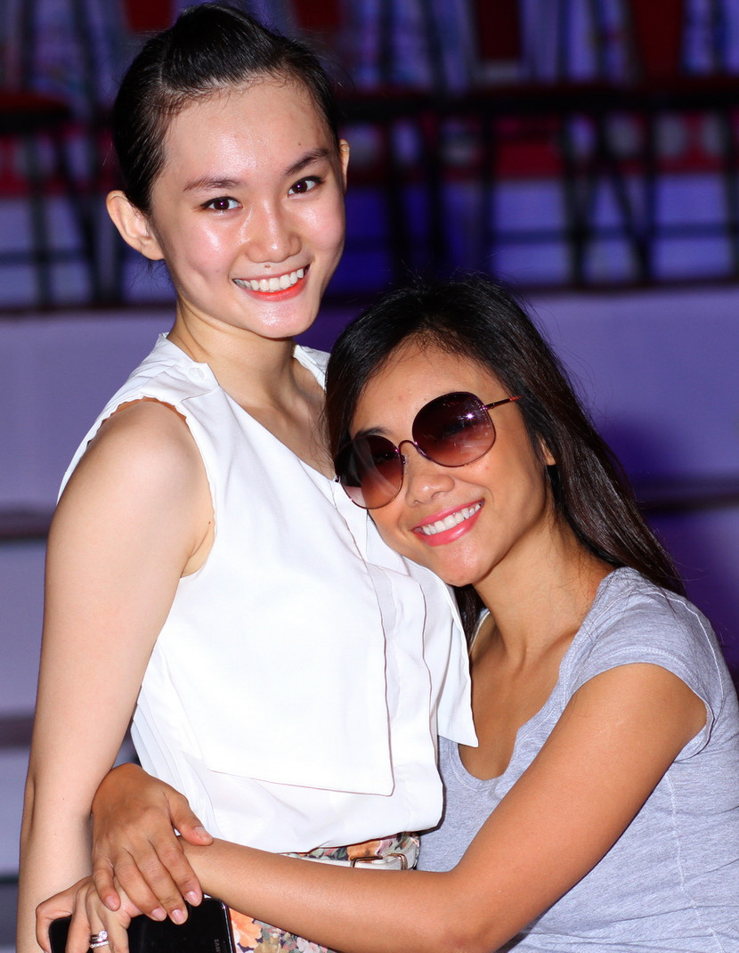 Tuấn Tú cười sảng khoái cùng Yến Trang ảnh 3