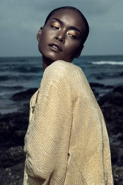 Lâm Thu Hằng hóa thân thành nàng tiên cá quyến rũ ảnh 5