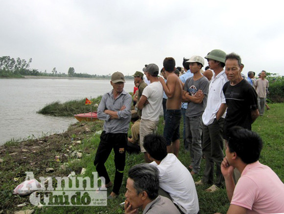 Chống cát tặc, một người dân bị đánh chấn thương sợ não ảnh 1