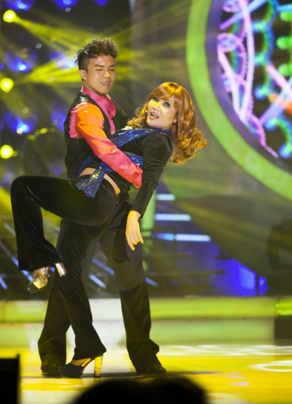 Minh Thuận, Vương Khang giả gái điêu luyện, vẫn thua Vy Oanh ảnh 5