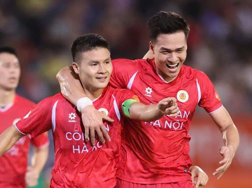 Quang Hải và CLB Công an Hà Nội lên đầu bảng V-League
