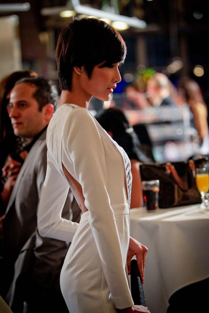 Hoàng Thùy trắng tay tại Top Model of the World ảnh 3