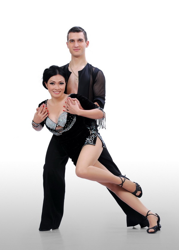 Ảnh "nóng bỏng" của 10 cặp thí sinh "Bước nhảy hoàn vũ" ảnh 6