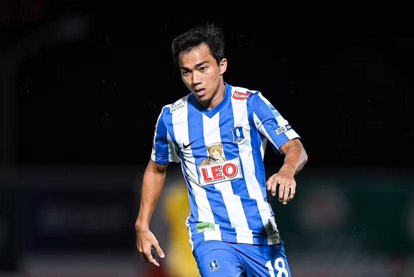 Chanathip đã chơi quá hiệu quả sau khi vào sân ở hiệp 2