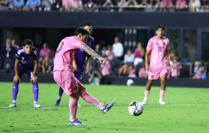 Messi đưa Inter Miami tới gần một danh hiệu khác