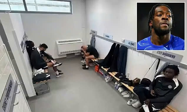 Căn phòng thay đồ cho những cầu thủ bị Chelsea thải loại