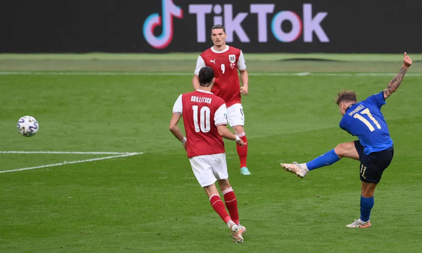 Italia tấn công dồn dập trong 90 phút... Italia tấn công dồn dập trong 90 phút...