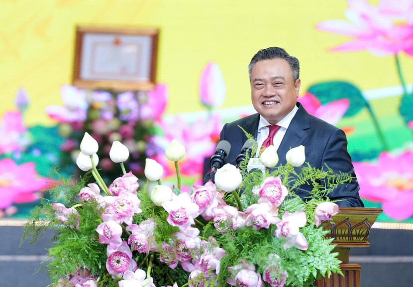 Chủ tịch UBND TP Hà Nội Trần Sỹ Thanh khẳng định chất lượng cuộc sống và hạnh phúc của nhân dân là thước đo phát triển của Thủ đô