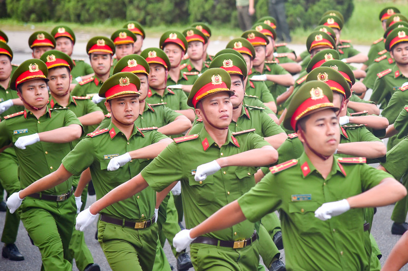 Đồng chí Giám đốc CATP bày tỏ sự hài lòng khi trong thời gian ngắn, thời tiết khắc nghiệt các lực lượng tham gia tập luyện đã vượt khó đạt được kết quả tốt.