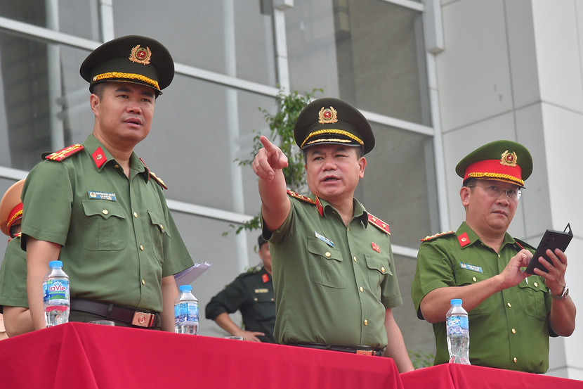 Trung tướng Nguyễn Thanh Tùng cũng chỉ đạo các nội dung cụ thể để cuộc diễu binh, diễu hành của Công an Thủ đô thật sự mạnh mẽ, là hình ảnh ấn tượng với người dân Thủ đô và du khách