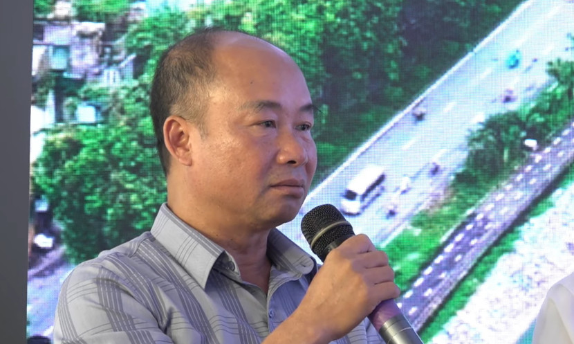 Ông Nguyễn Đình Hoa, Phó Giám đốc Sở Nông nghiệp và Môi trường TP Hà Nội cho rằng một nguyên nhân quan trọng dẫn đến các dòng sông bị ô nhiễm là do không còn dòng chảy