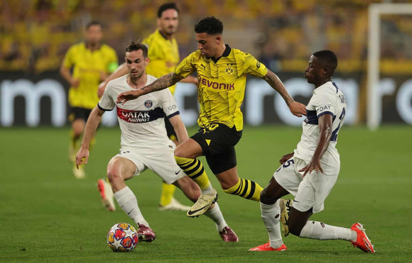 Sancho chơi tuyệt hay cùng Dortmund