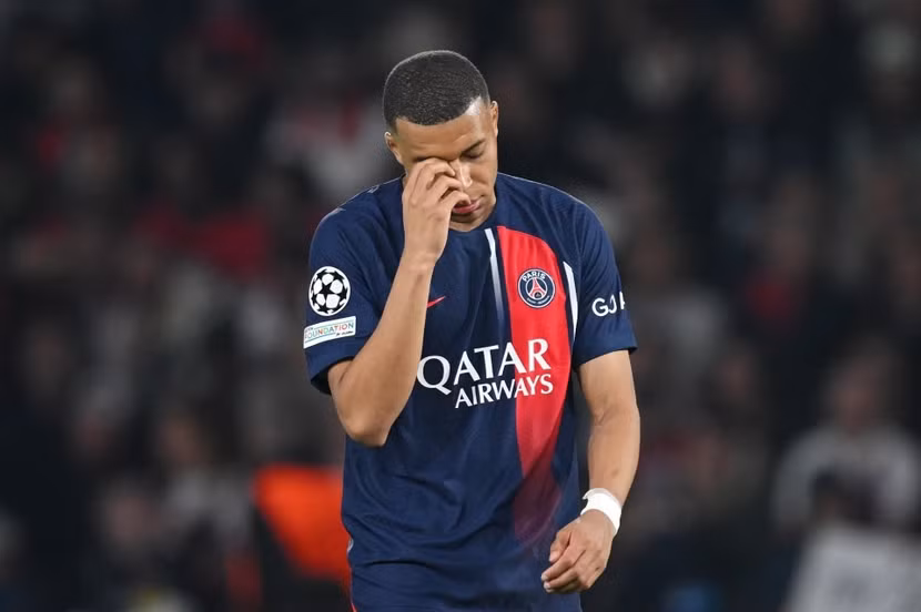 Mbappe và PSG quá đen đủi ở bán kết