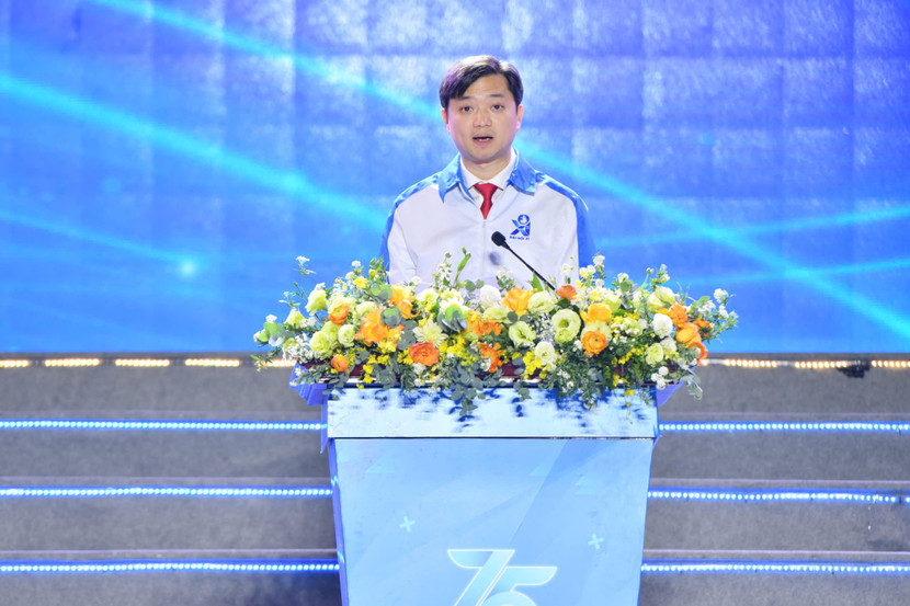 Đồng chí Nguyễn Minh Triết đọc diễn văn kỷ niệm tại Chương trình