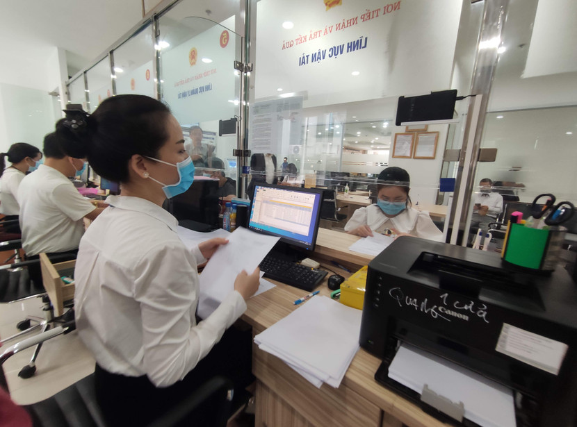 UBND TP Hà Nội yêu cầu hoàn thiện hồ sơ sắp xếp tổ chức bộ máy các cơ quan, trình HĐND TP phê duyệt thành lập các Sở mới trước ngày 20/02/2025. UBND TP Hà Nội yêu cầu hoàn thiện hồ sơ sắp xếp tổ chức bộ máy các cơ quan, trình HĐND TP phê duyệt thành lập các Sở mới trước ngày 20/02/2025.