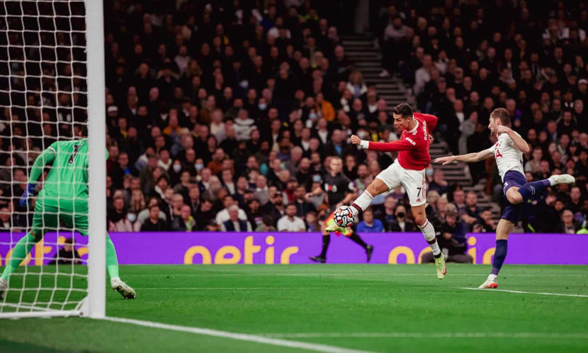 Ronaldo ghi bàn mở tỉ số cho M.U Ronaldo ghi bàn mở tỉ số cho M.U