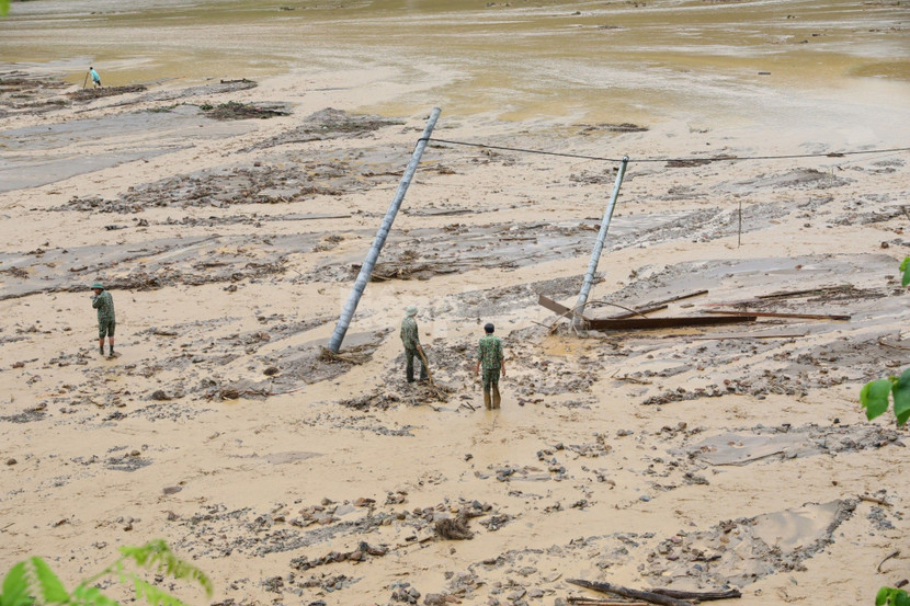 Hiện trường lũ quét tại huyện Điện Biên Hiện trường lũ quét tại huyện Điện Biên