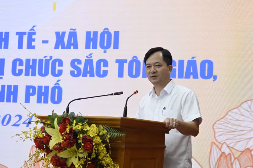 Ông Trương Văn Nhung - Trưởng ban Dân tộc và Tôn giáo, Uỷ ban MTTQ Việt Nam thành phố Hà Nội Ông Trương Văn Nhung - Trưởng ban Dân tộc và Tôn giáo, Uỷ ban MTTQ Việt Nam thành phố Hà Nội