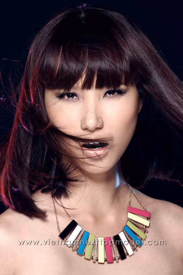 Thí sinh Top model đọ vẻ nam tính, so vẻ quyến rũ ảnh 4