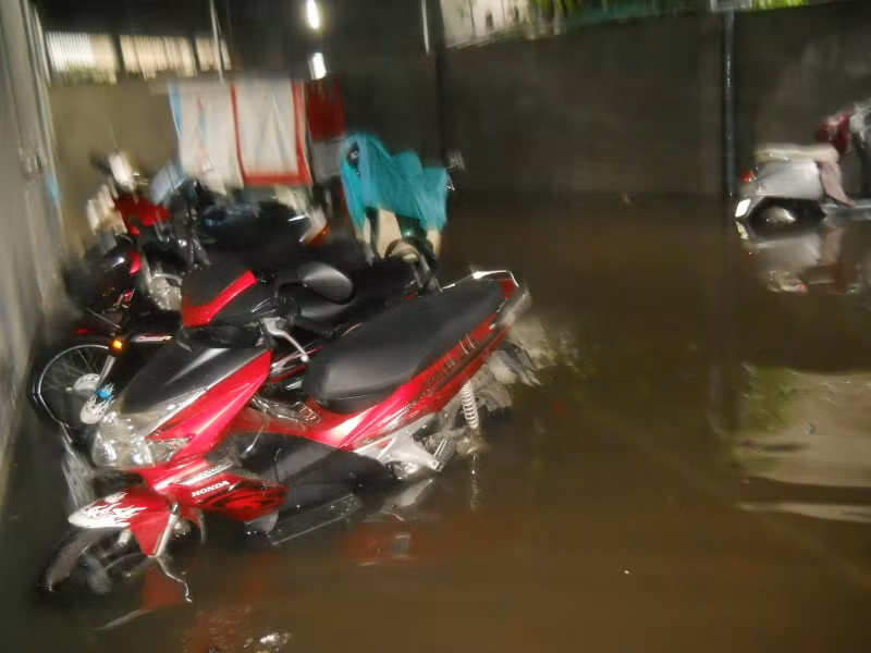 Mưa lớn, nhiều bản làng bị nhấn chìm, 8 người thương vong ảnh 3