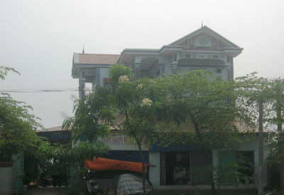 Bi hài vụ vợ in VCD “phim đen“ của...chồng và tình nhân ảnh 1