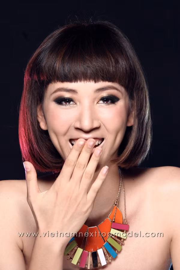 Thí sinh Top model đọ vẻ nam tính, so vẻ quyến rũ ảnh 8