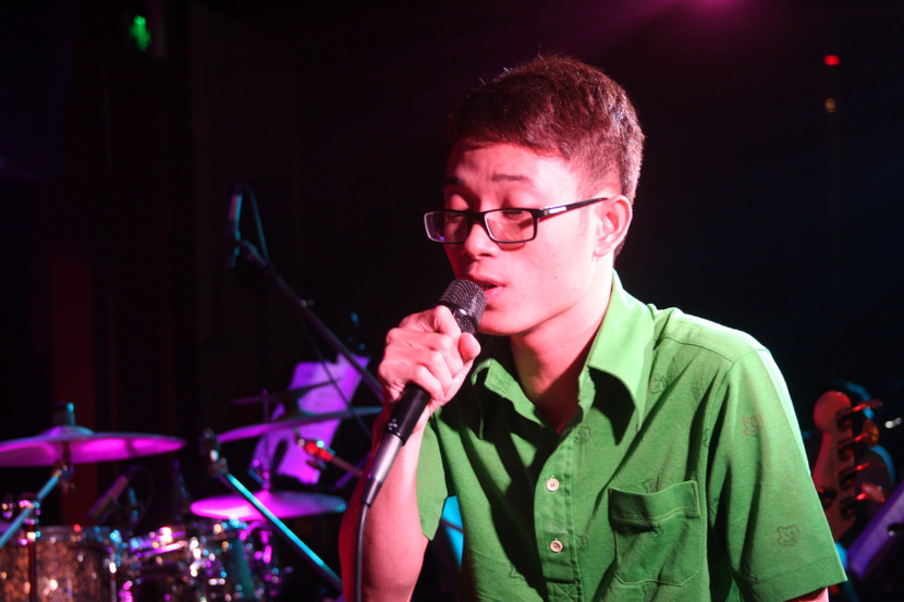 Em rể Phương Uyên chơi trống cho thí sinh đội Thu Minh ảnh 6