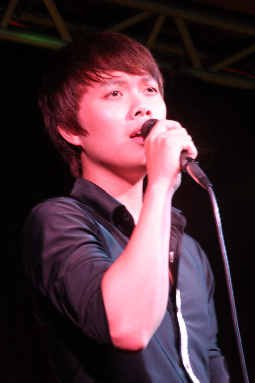 Em rể Phương Uyên chơi trống cho thí sinh đội Thu Minh ảnh 5