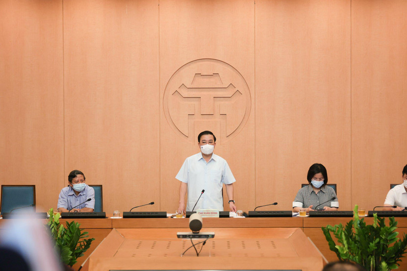 Phó Chủ tịch UBND TP Chử Xuân Dũng kết luận cuộc họp