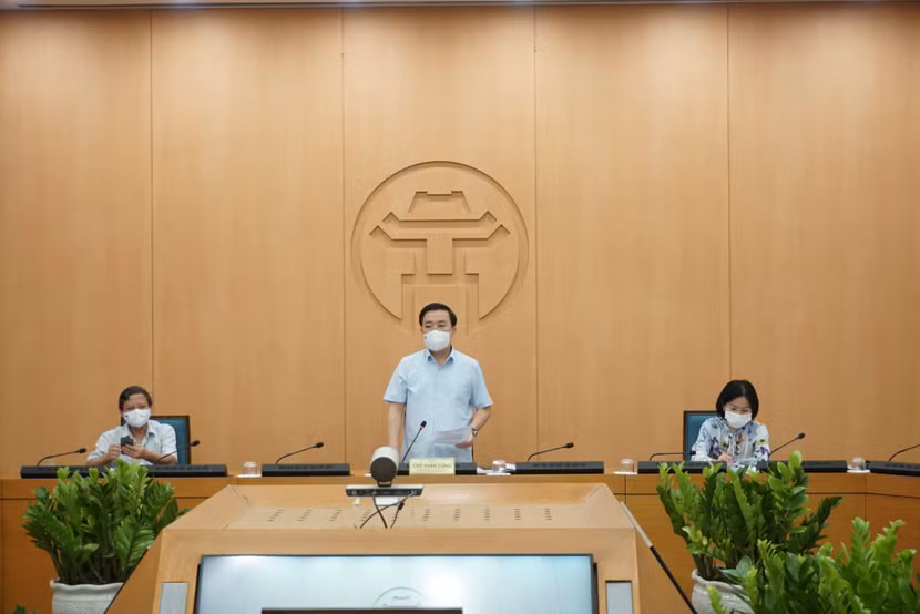 Phó Chủ tịch UBND TP Chử Xuân Dũng kết luận cuộc họp