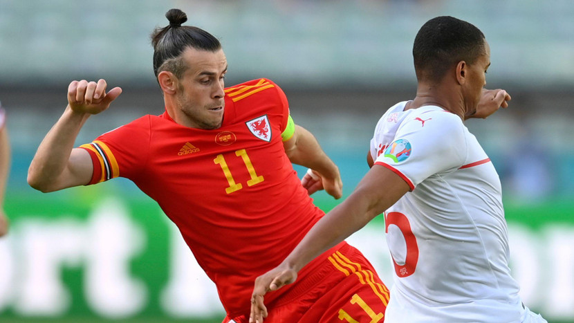 Bale chơi mờ nhạt...