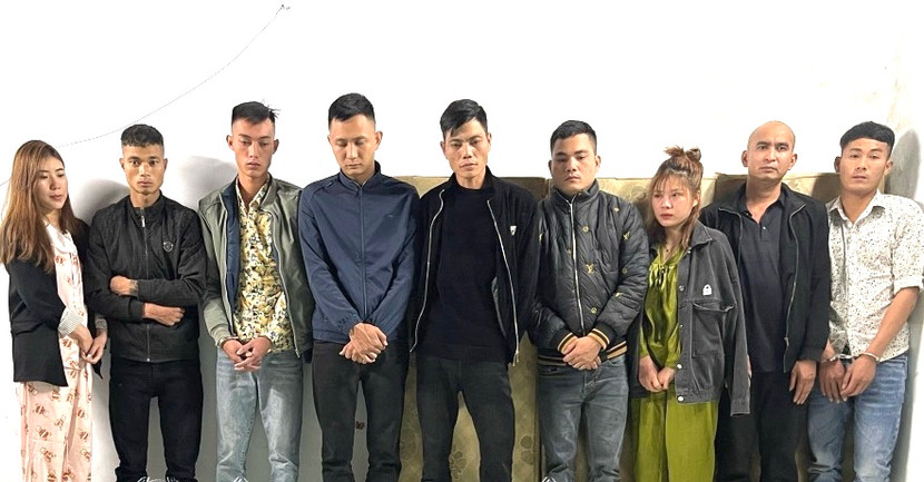 Nhóm thanh niên tổ chức "bay lắc" mừng ngày 8-3 bị bắt giữ Nhóm thanh niên tổ chức "bay lắc" mừng ngày 8-3 bị bắt giữ