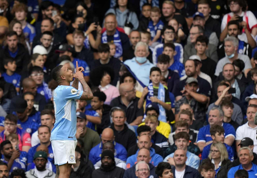 Jesus ghi bàn quan trọng cho Man xanh