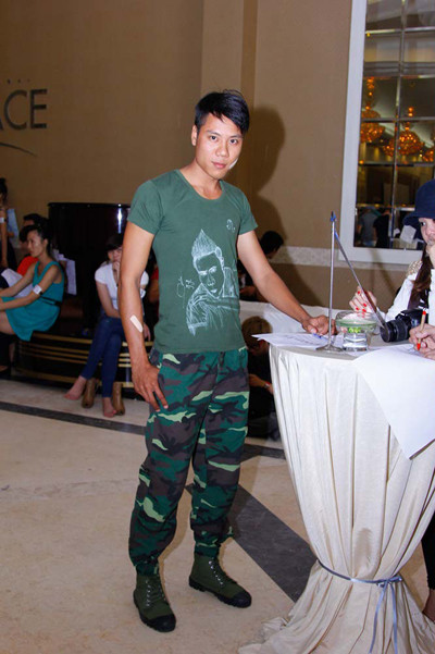 Thí sinh Top model 2013 gây ấn tượng bằng đủ "chiêu" ảnh 25